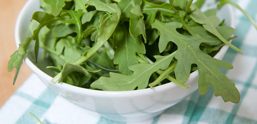 Чем полезен салат с рукколой для диеты и похудения