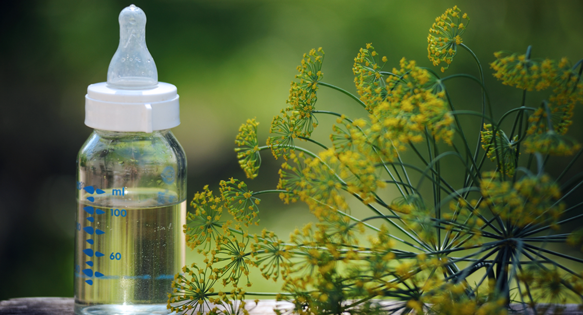 Для решения проблем с кожей (покраснения и воспаления, «пеленочные» дерматиты, зуд) педиатры назначают ванночки с отварами лекарственных трав.