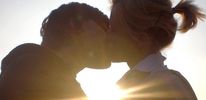 Не все поцелуи одинаково полезны для здоровья, — подтвердить это может 44-летняя жительница Новой Зеландии, которую поцелуй привел на больничную койку.