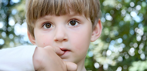Психологические проблемы детей, отучить ребенка от сосания пальца