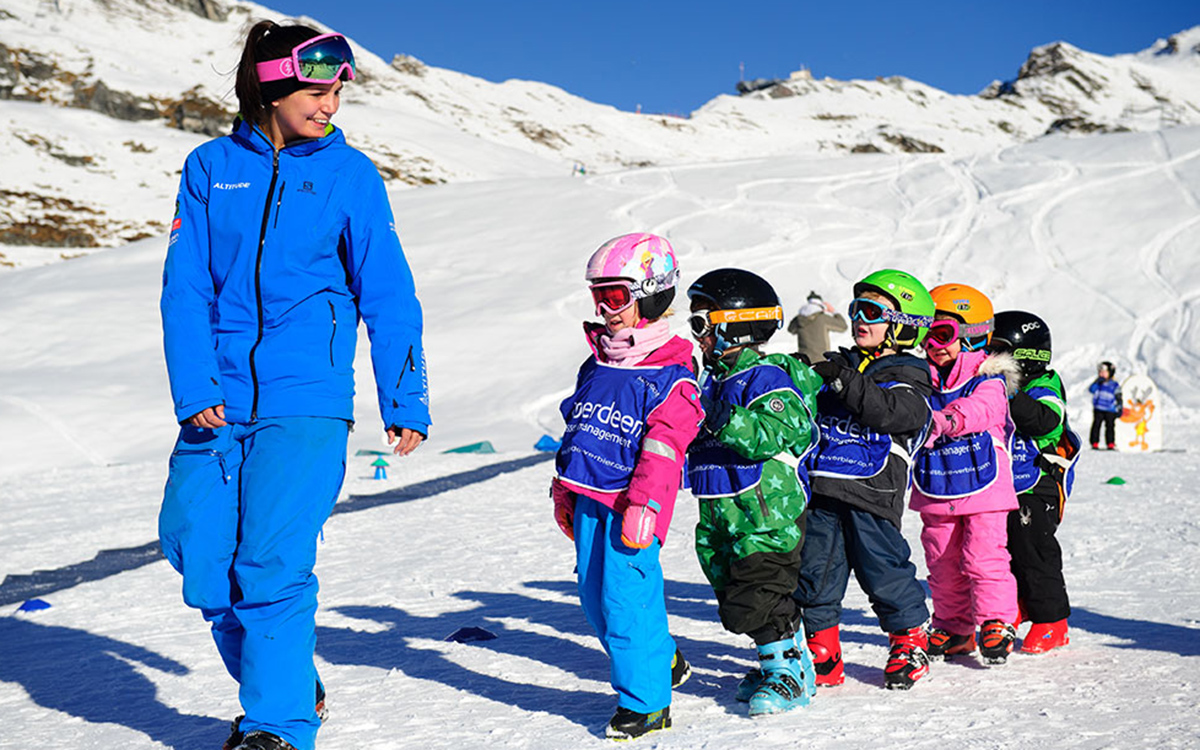 горные лыжи для детей, канатка