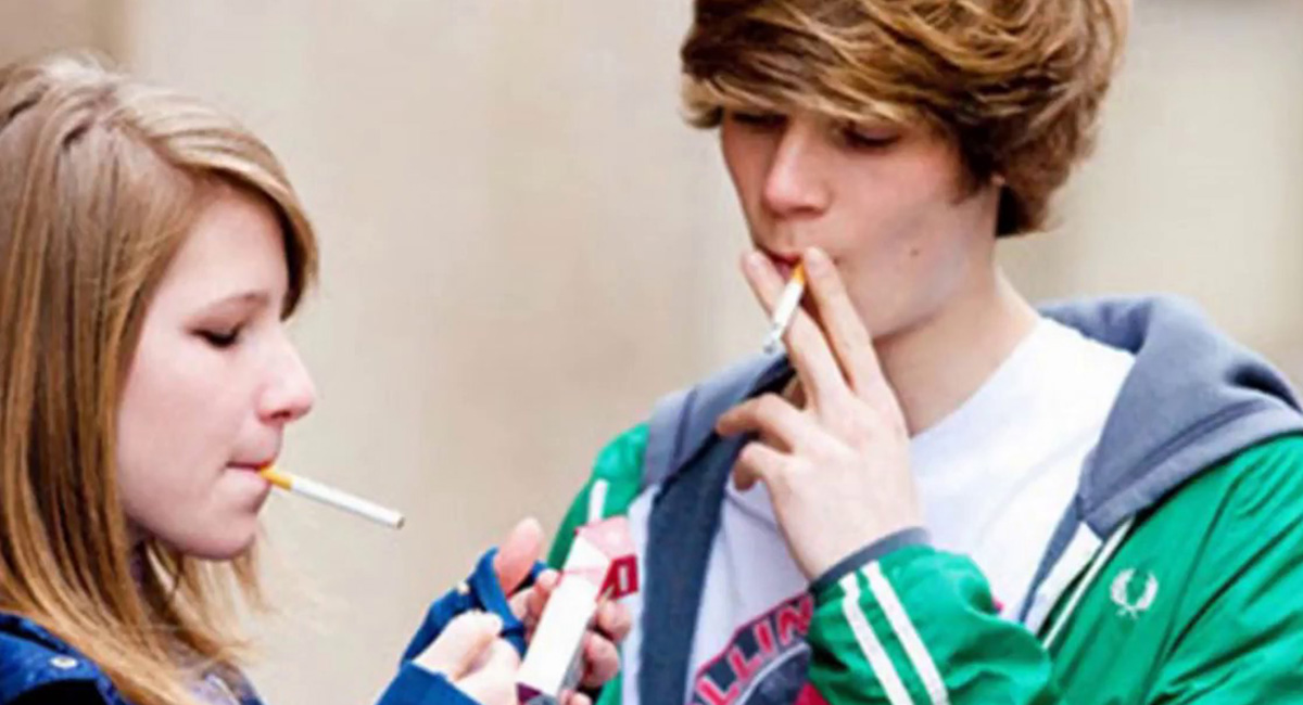 Курение подростка — один из симптомов неблагополучия в процессе его личностного самоопределения.